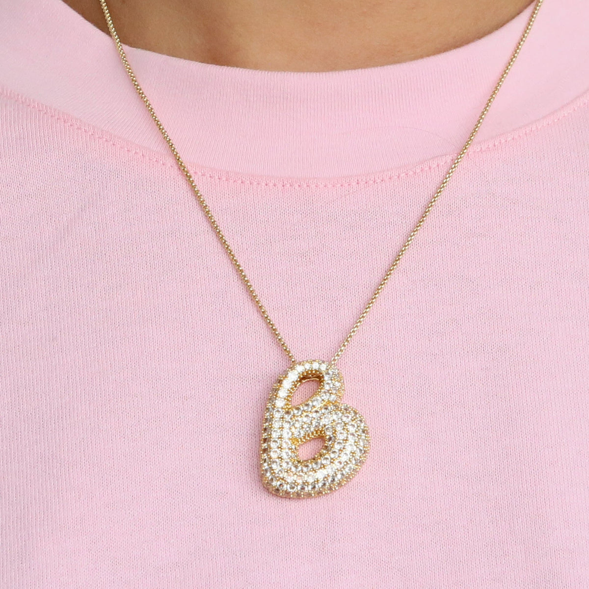Hailey · Collar con inicial