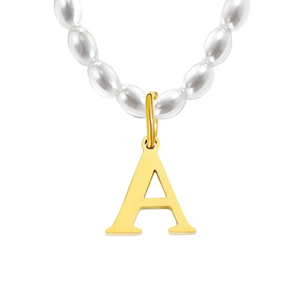 Elara · Collar de perlas con inicial