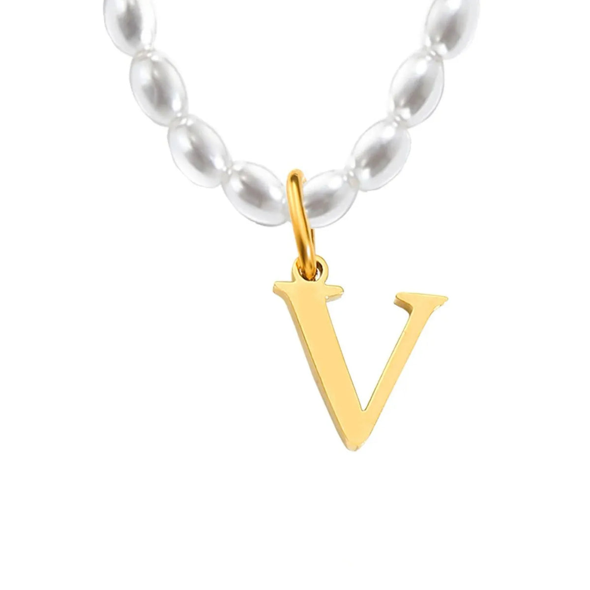 Elara · Collar de perlas con inicial