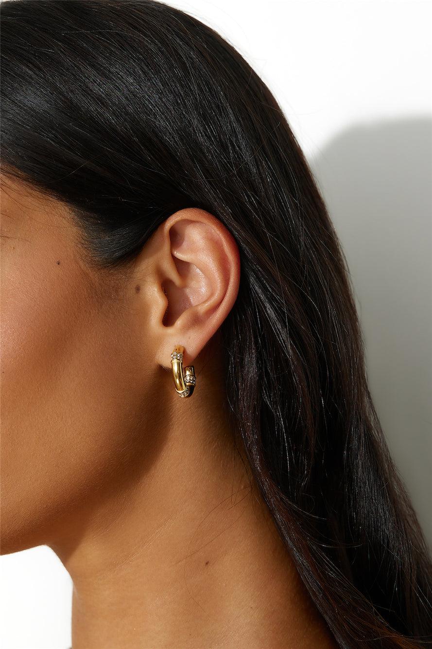 Aros delicados chapados en oro de 18k