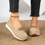 Estefanía · Mocasín con hebilla joya