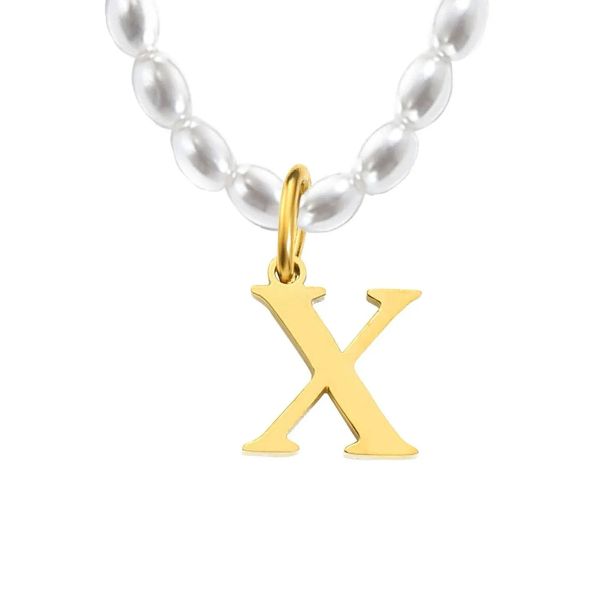 Elara · Collar de perlas con inicial