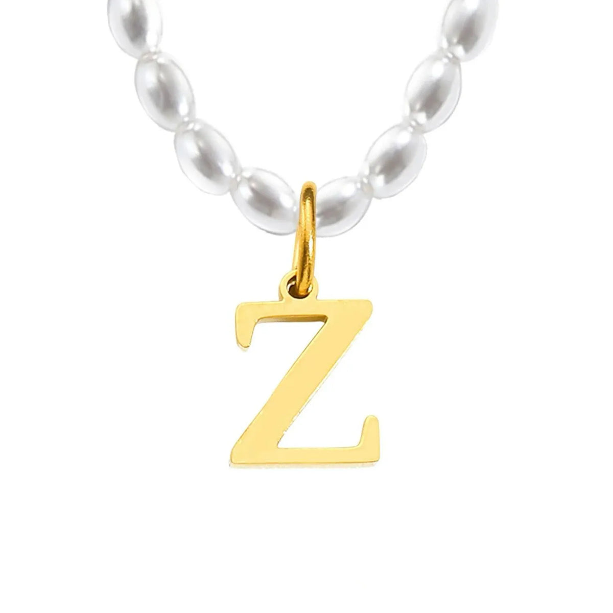 Elara · Collar de perlas con inicial