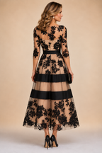 Adeline · Vestido midi de encaje floral