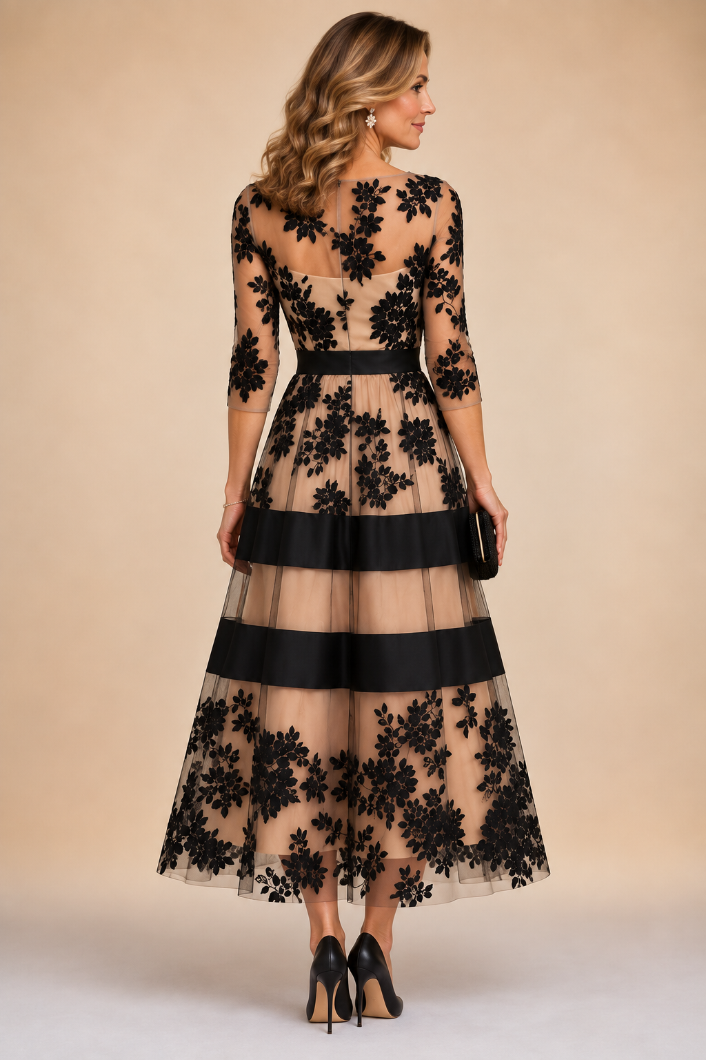 Adeline · Vestido midi de encaje floral