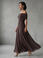 June · Vestido midi drapeado con hombros descubiertos