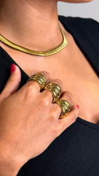 Lola · Anillo serpiente