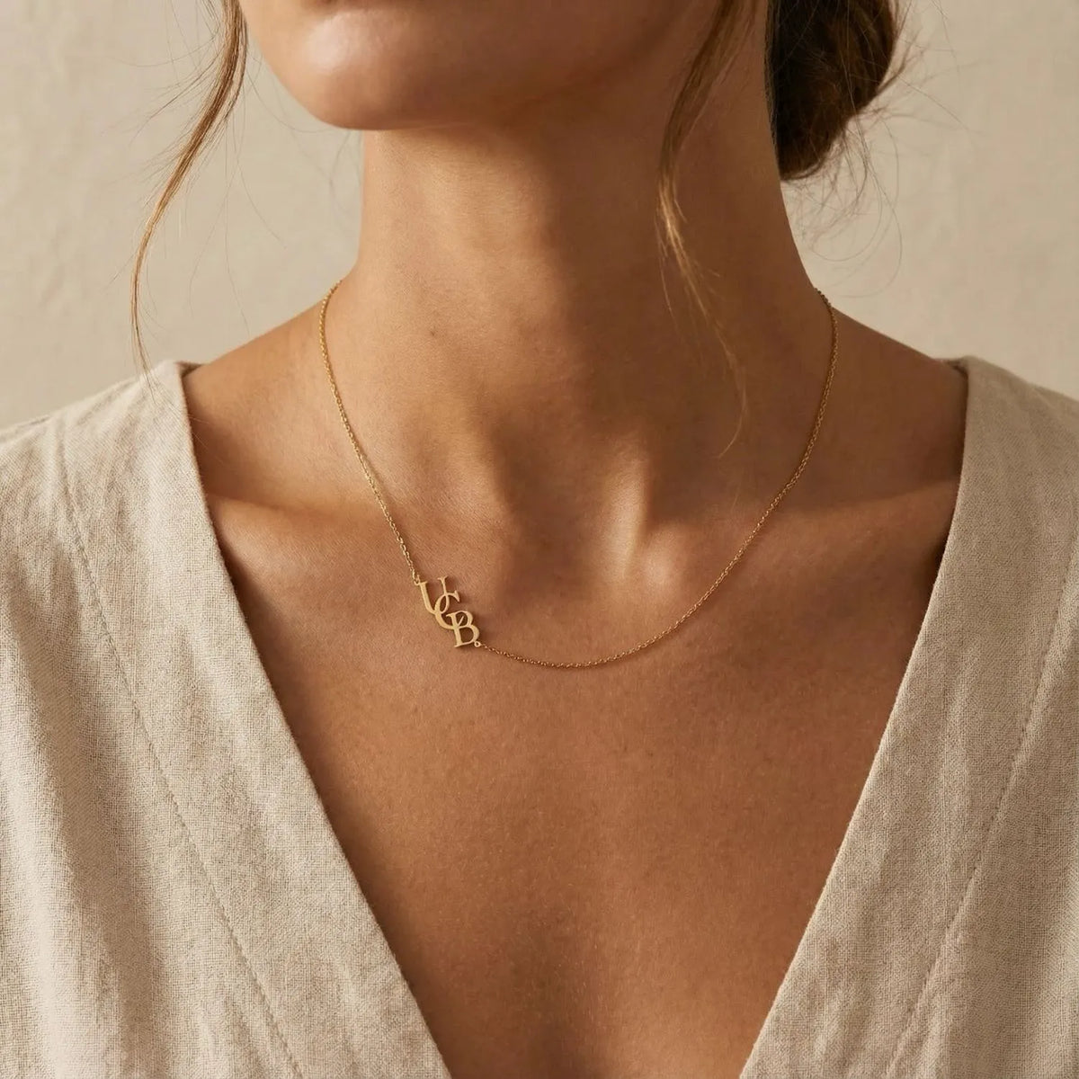 Avelin · Collar con iniciales