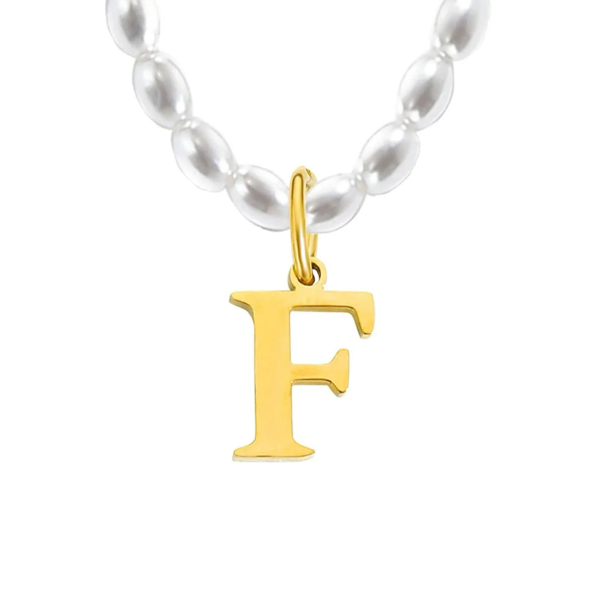 Elara · Collar de perlas con inicial