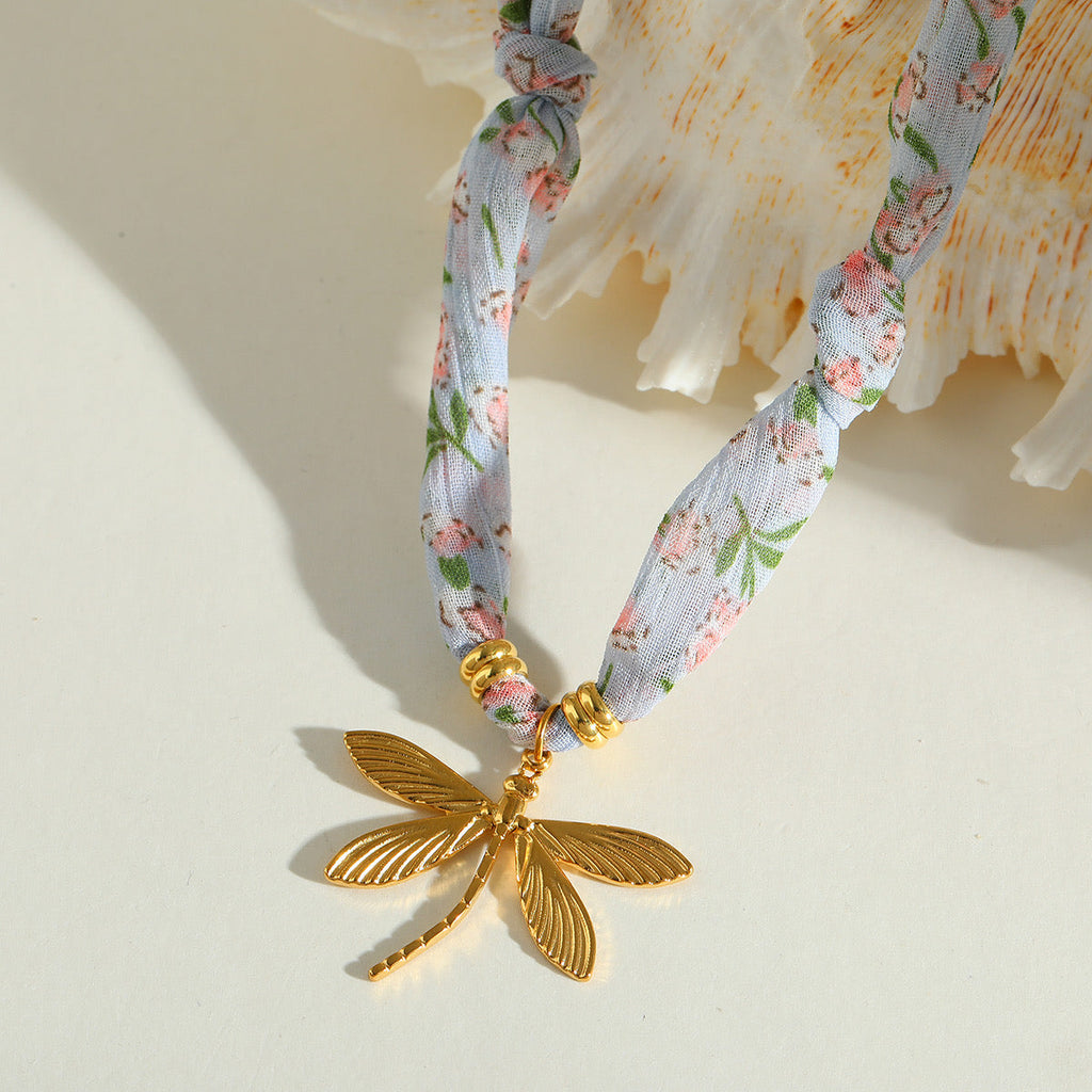 Mariquita · Collar