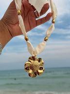 Amalfi · Collar