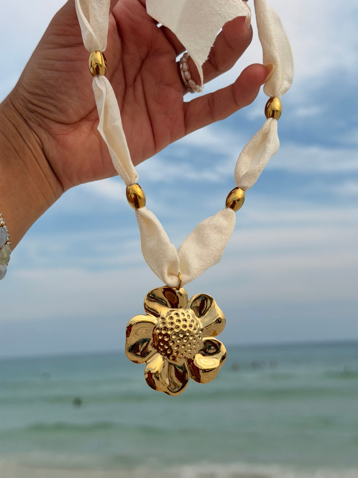 Amalfi · Collar