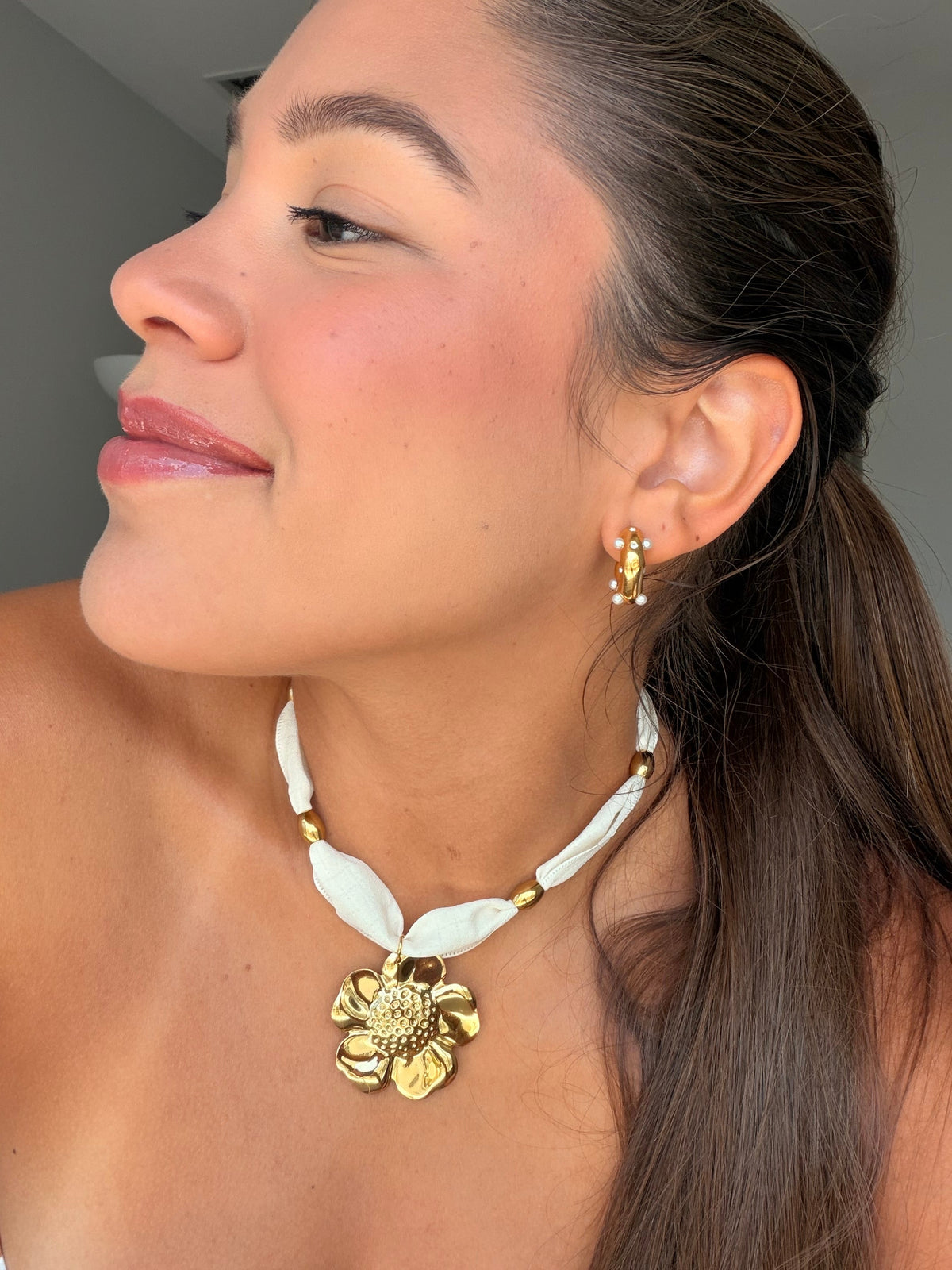 Amalfi · Collar