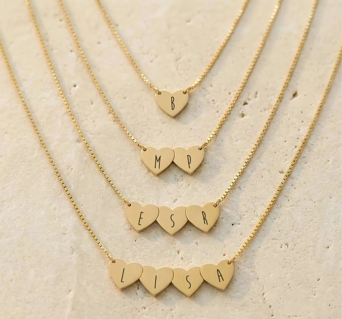 Adore Collar con corazones