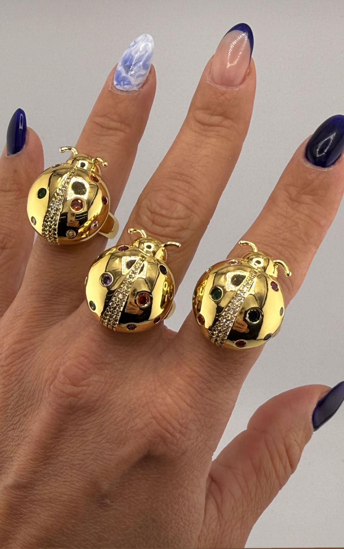 Mariquita · Anillo