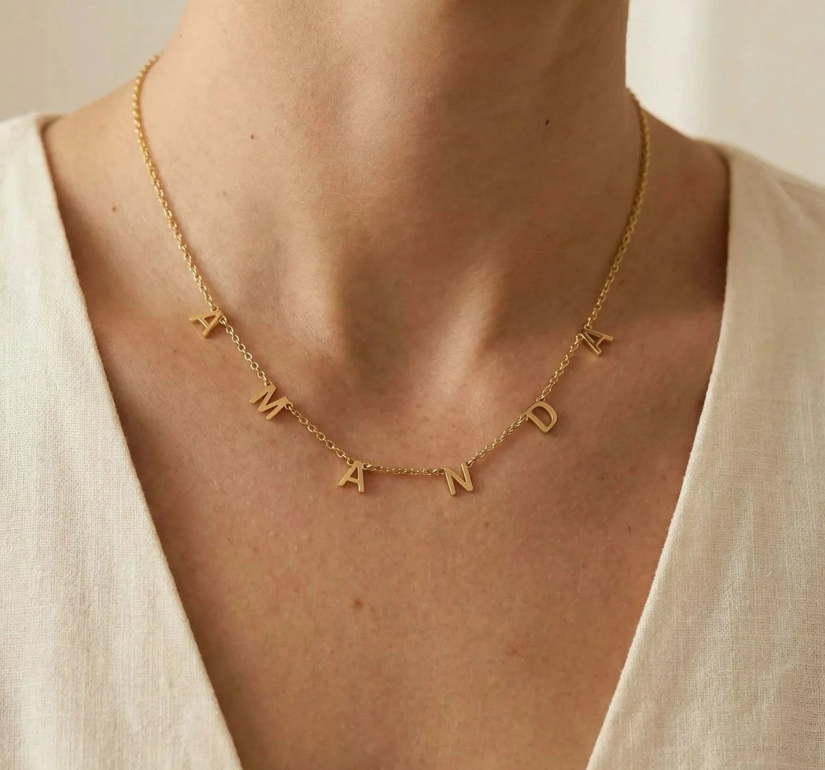 Belle - name necklace