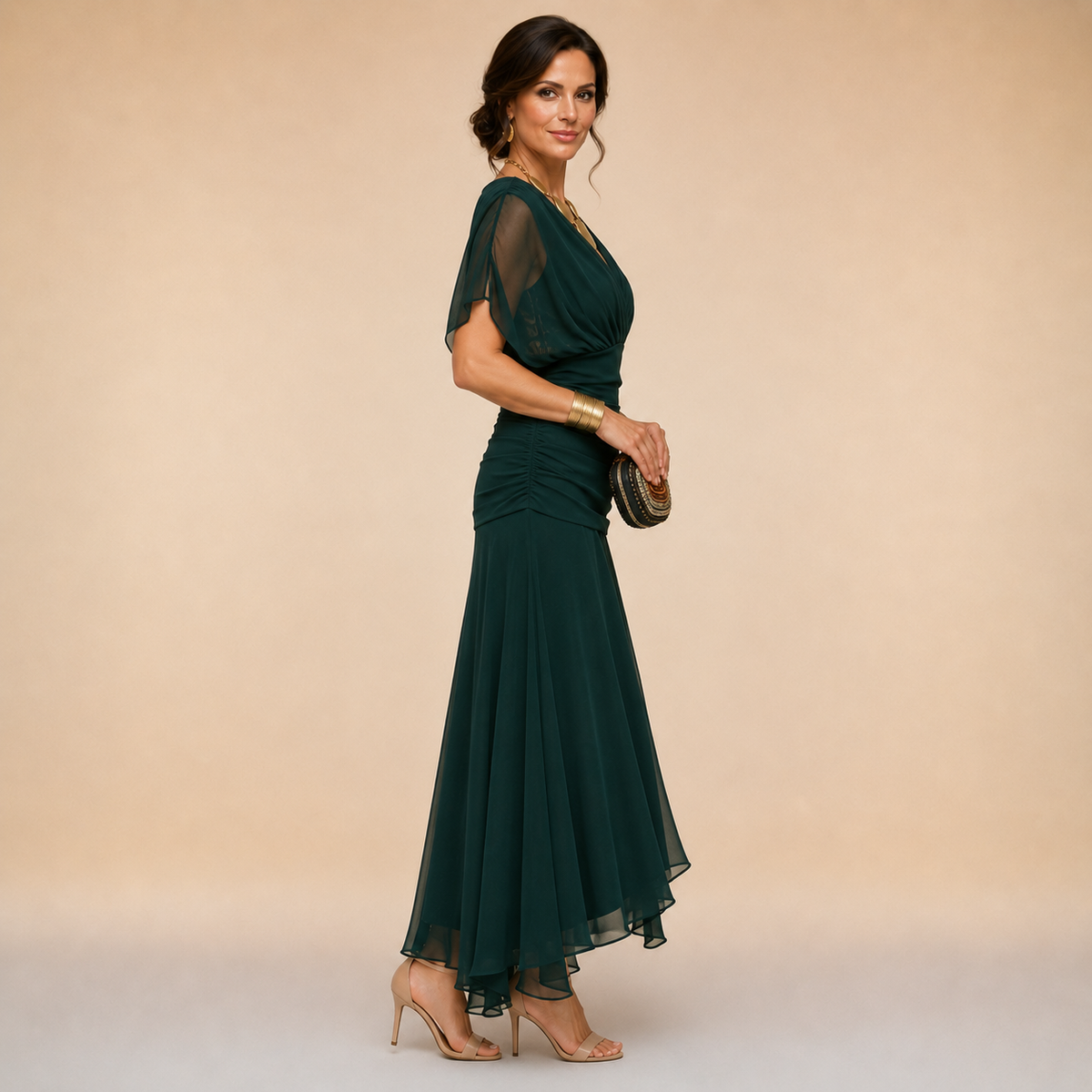 Elsa · Vestido largo con capas