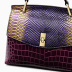 Crocelle · Bolso de hombro con textura efecto serpiente