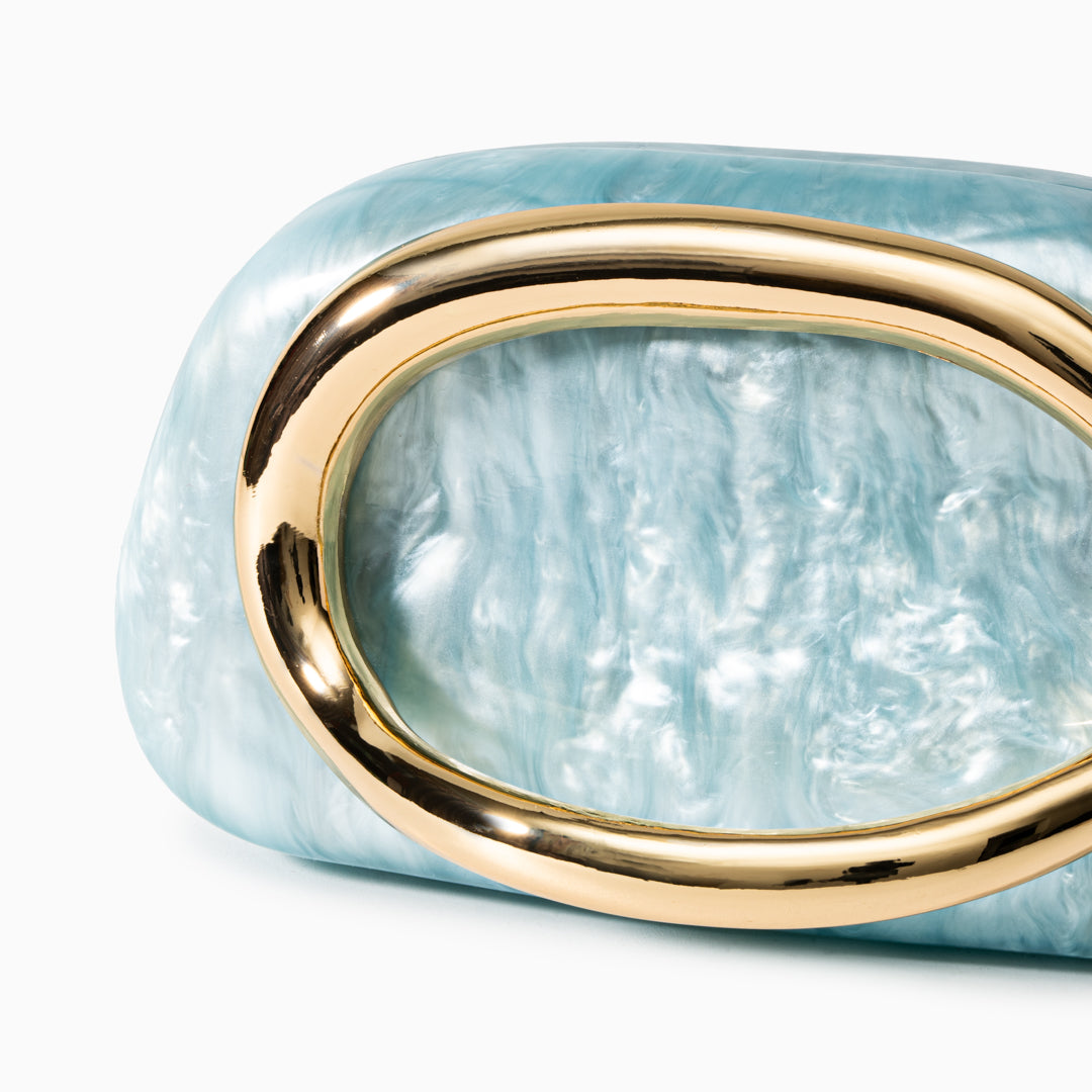 Aurelia · Clutch de fiesta con cadena dorada