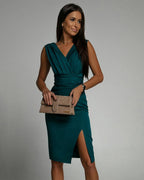 Lavenza · Vestido de escote de pico con abertura