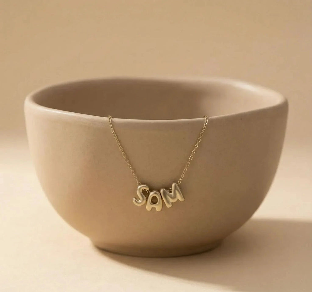 Elvira - name necklace