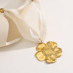 Amalfi · Collar