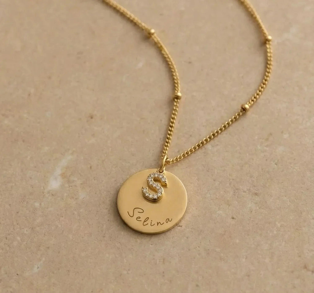 Feline - medallion necklace