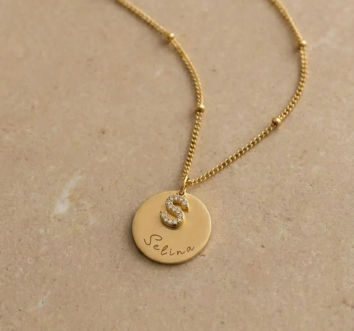 Feline - medallion necklace