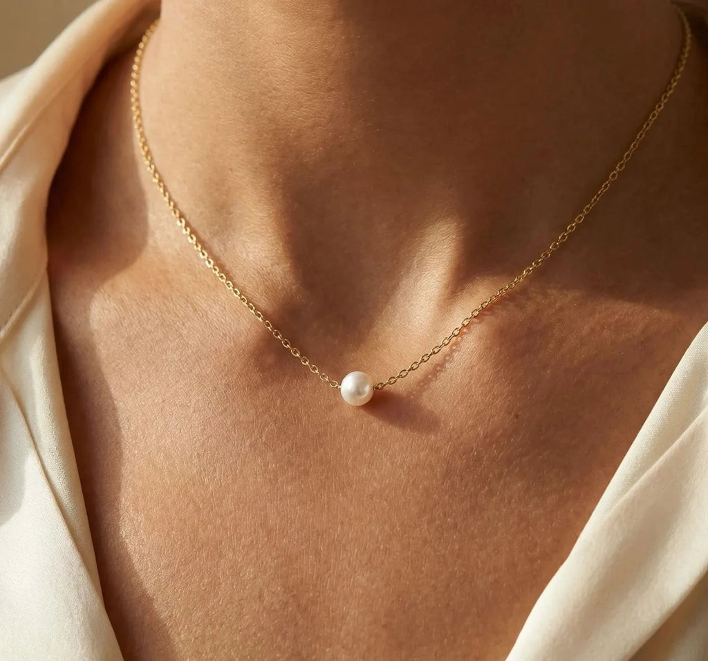 Fiona - pearl necklace