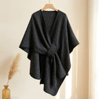 Poncho chal largo Mila en gris antracita, vista frontal