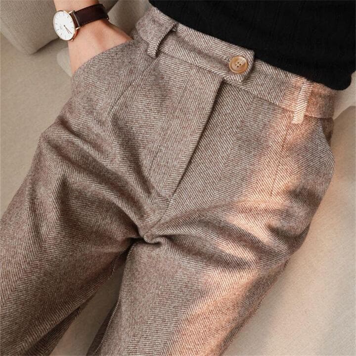 PANTALÓN ENTALLADO