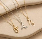 Marise Collar con inicial