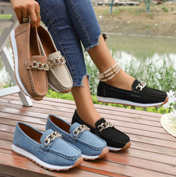 Eva · Mocasín con hebilla de rombo y plantilla anatómica