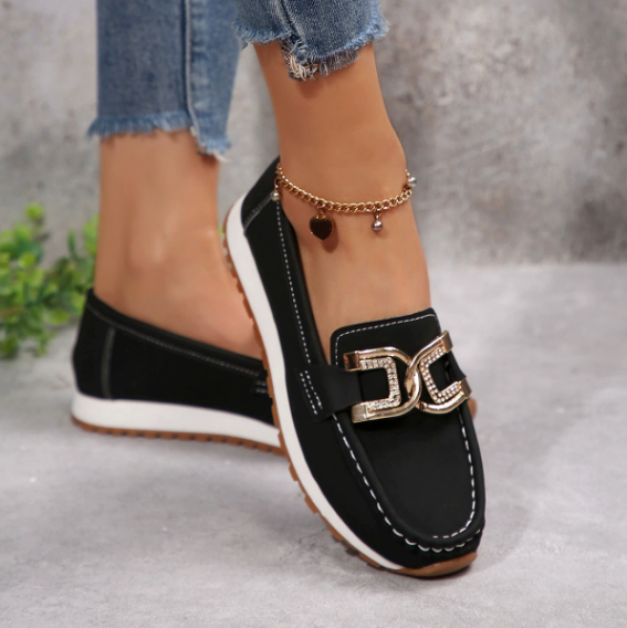 Esmeralda · Mocasín con hebilla de rombo