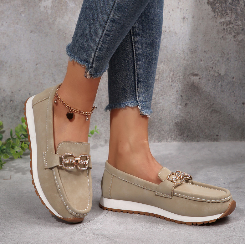Esmeralda · Mocasín con hebilla de rombo