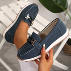 Eugenia · Mocasín con detalle de cadena