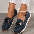 Eugenia · Mocasín con detalle de cadena