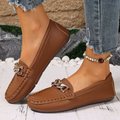 Edurne · Mocasín plano con hebilla de rombo