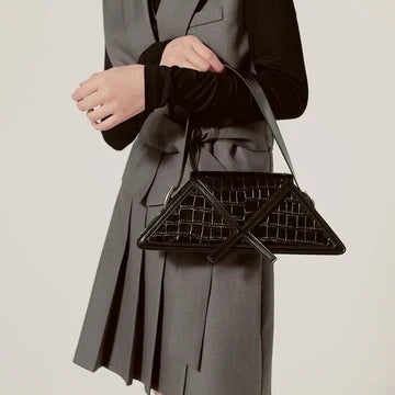 Lucia · Bolso con asa superior
