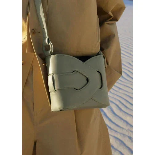 Vera · Bolso con asas y bandolera