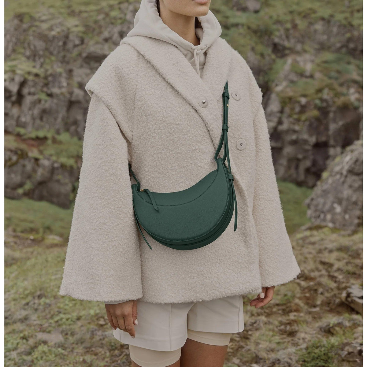 Amara · Bolso con asa y bandolera