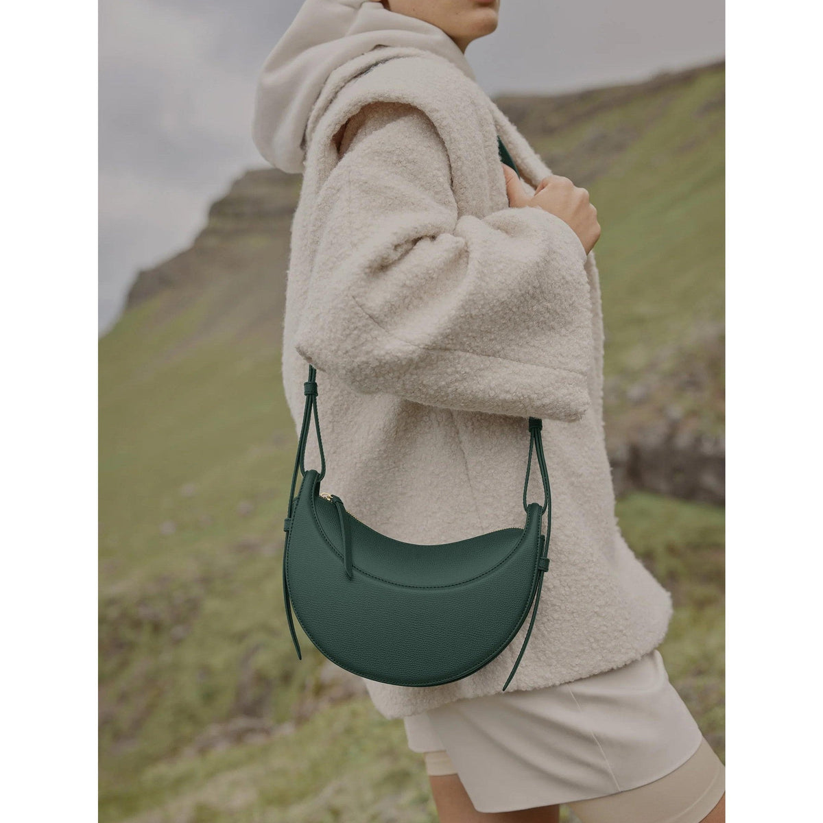 Amara · Bolso con asa y bandolera