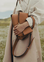 Aria · Bolso con bandolera ajustable