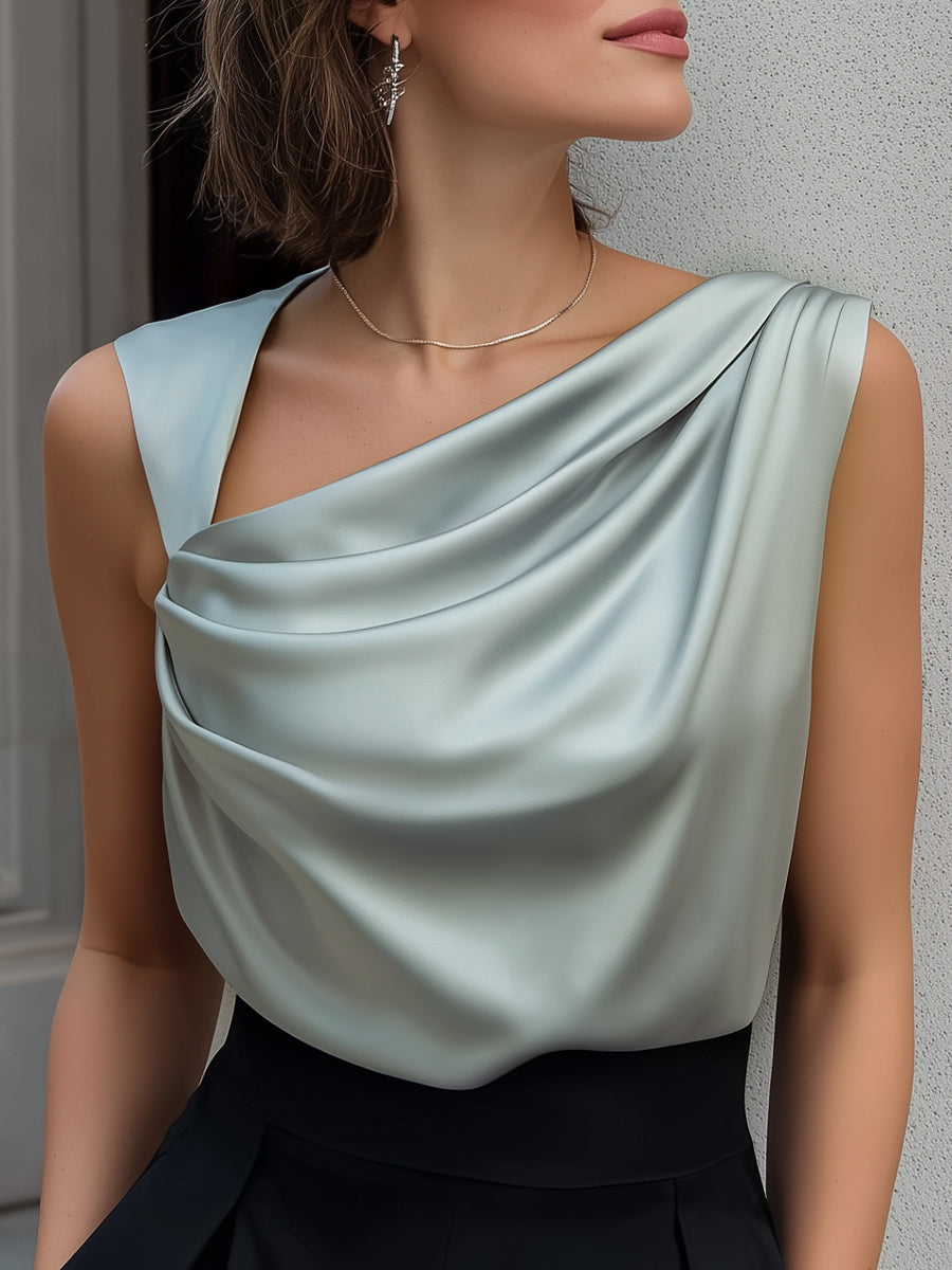 Blusa de satén sin mangas con escote drapeado