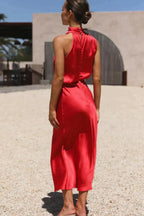 Amélie · Vestido midi halter con escote drapeado