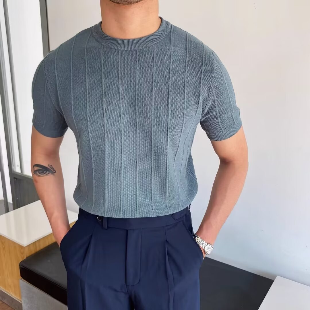Luca · Camiseta de punto acanalado de manga corta, en azul grisáceo