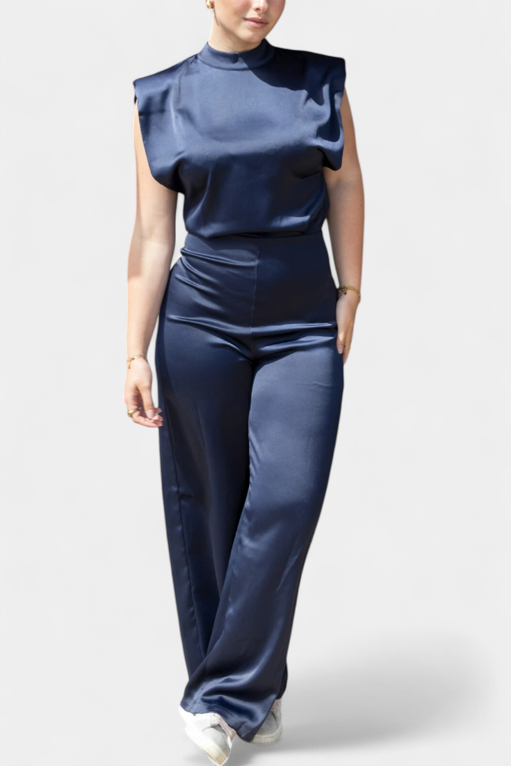 MONO ELEGANTE CON ESPALDA DESCUBIERTA