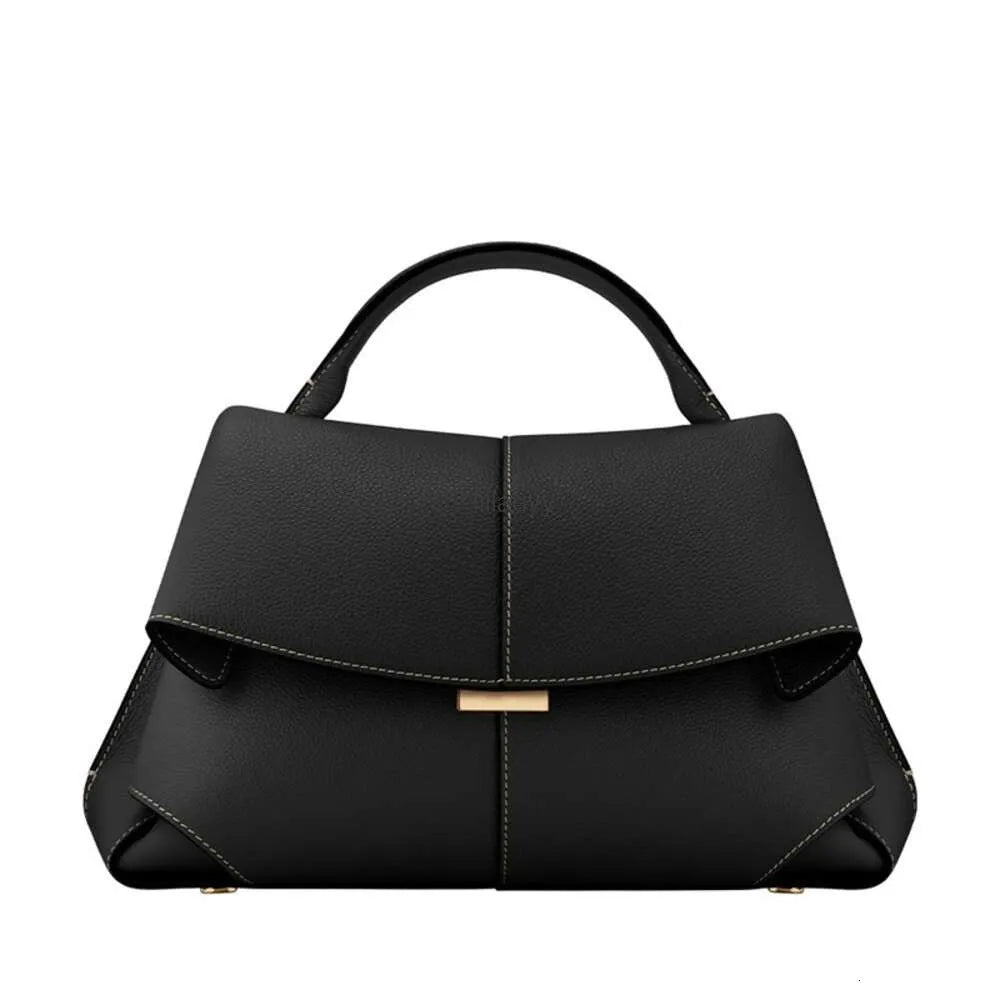 Aria · Bolso con bandolera ajustable